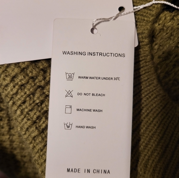 Zesica Large Oversized Sweater olive Green crew neck NWT - Picture 5 of 14